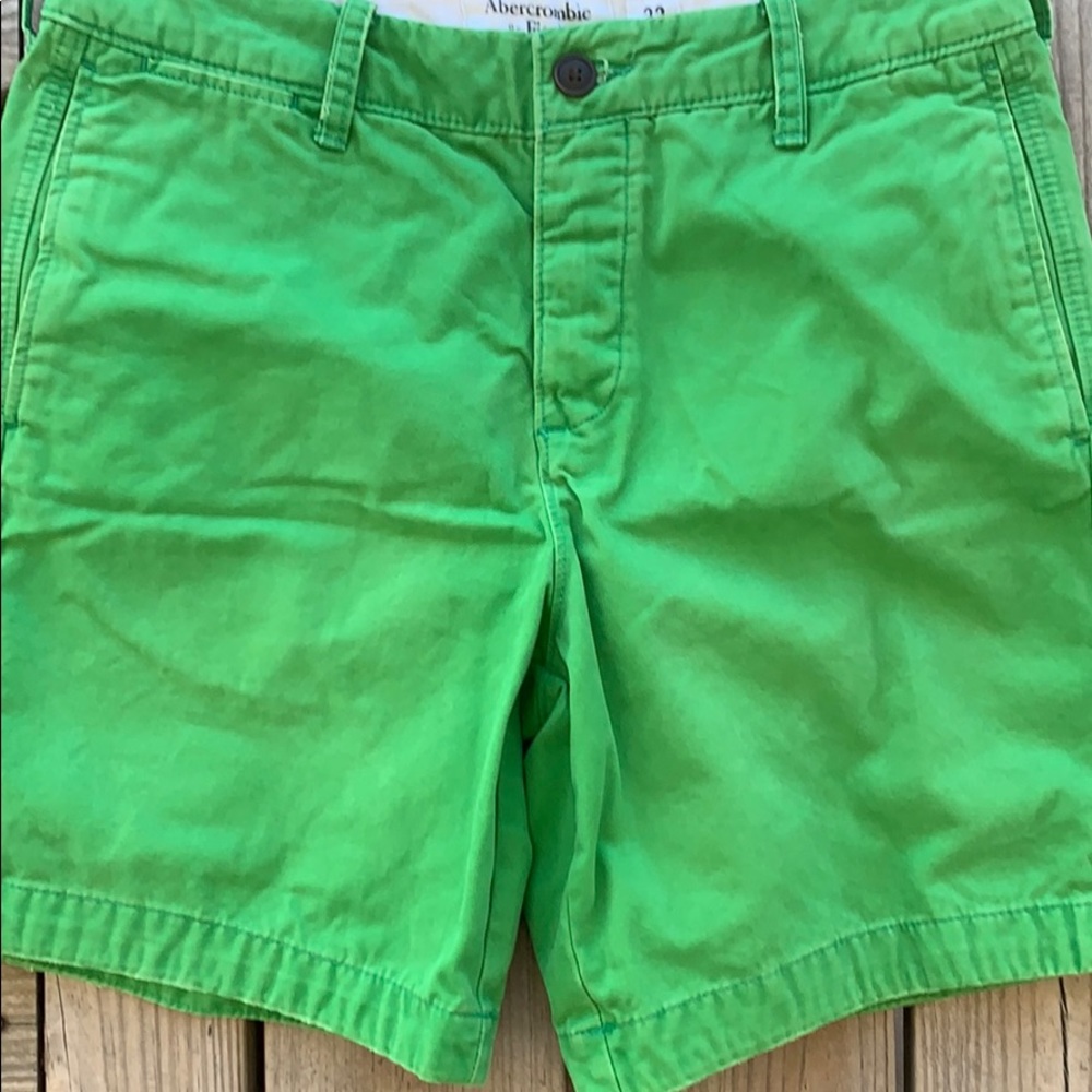 Green Abercrombie shorts size 33